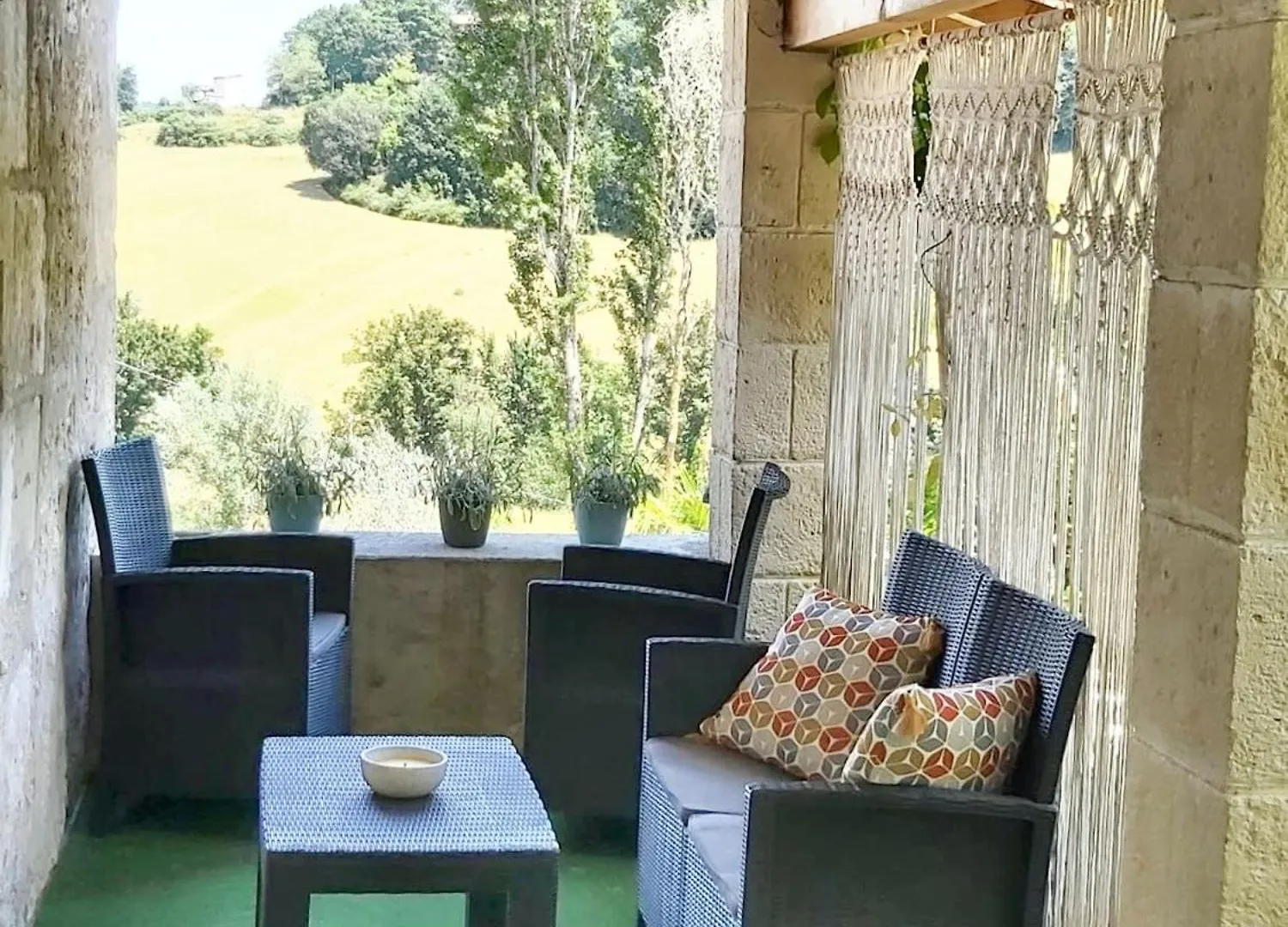 Holiday home Maison Charmante A Sauveterre Avec Piscine Privee